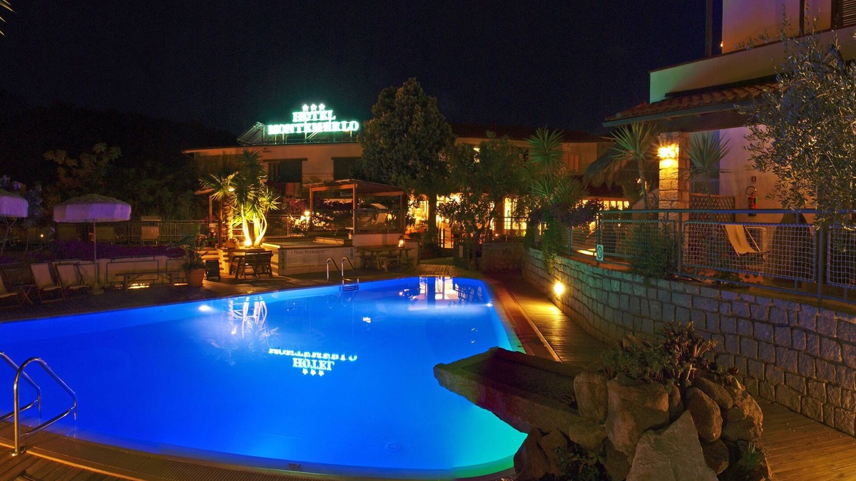 Fetovaia Hotel | Hotel Montemerlo