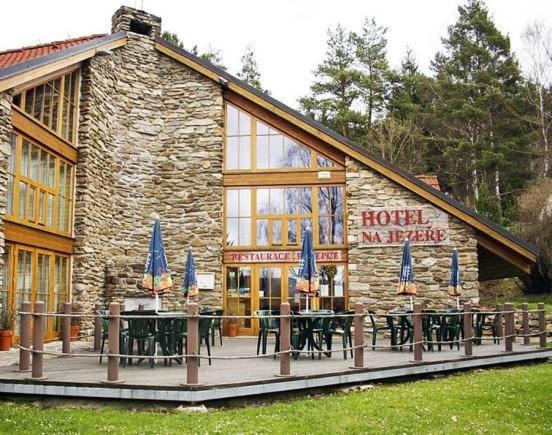 Karlovy Dvory Hotel | Hotel na Jezeře