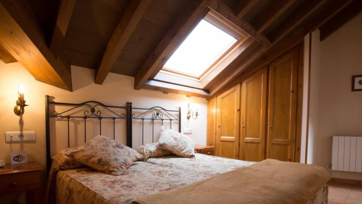 Arenas de Cabrales Hotel | Hotel Naranjo De Bulnes