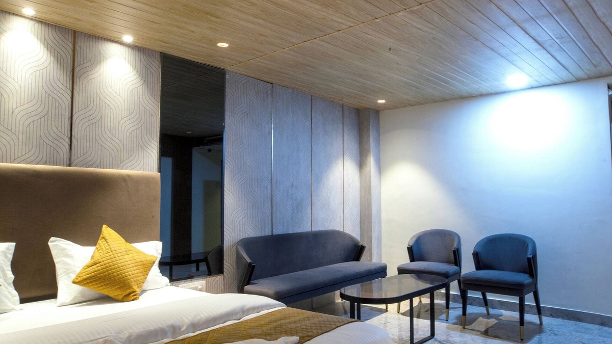Goregaon West Hotel | Hotel Nexus Inn