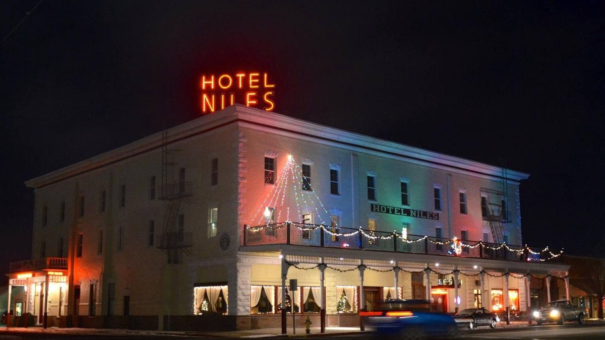 Alturas Hotel | Hotel Niles