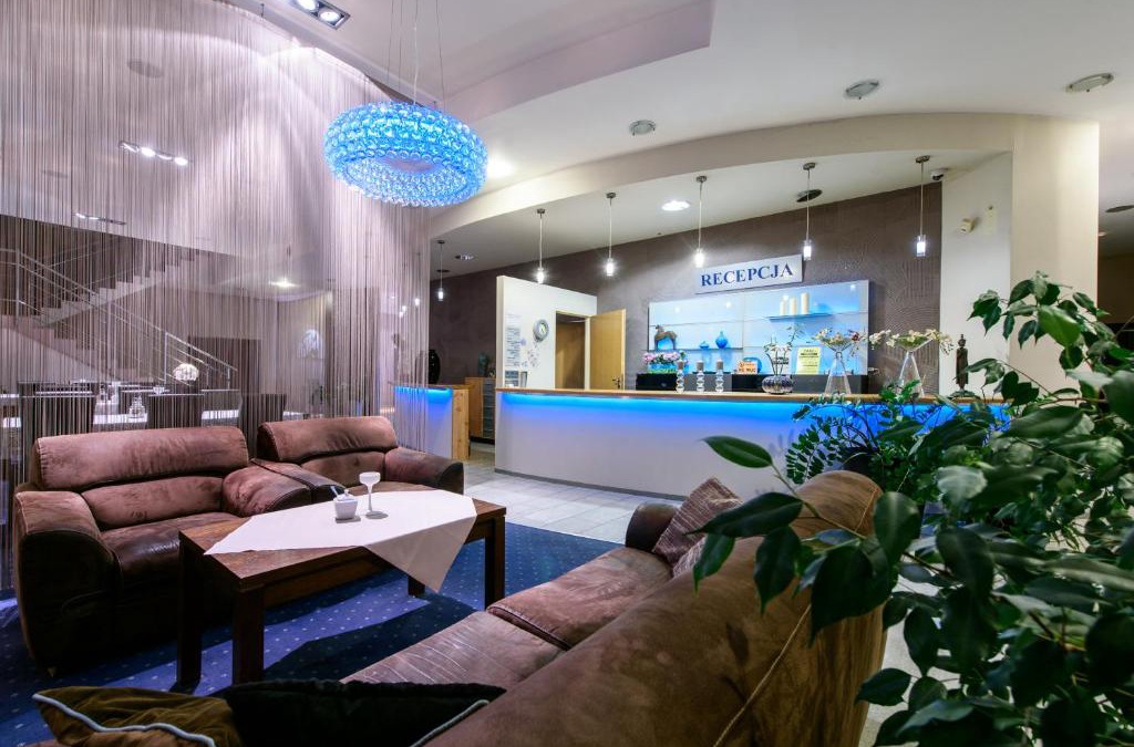 Trzebnica Hotel | Hotel Nowy Dwór
