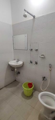Rourkela Hotel | Hotel O Laxmi Palace