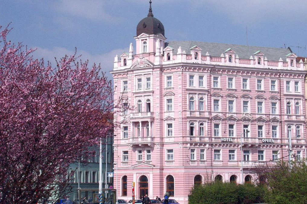 Petrska ctvrt Hotel | Hotel Opera