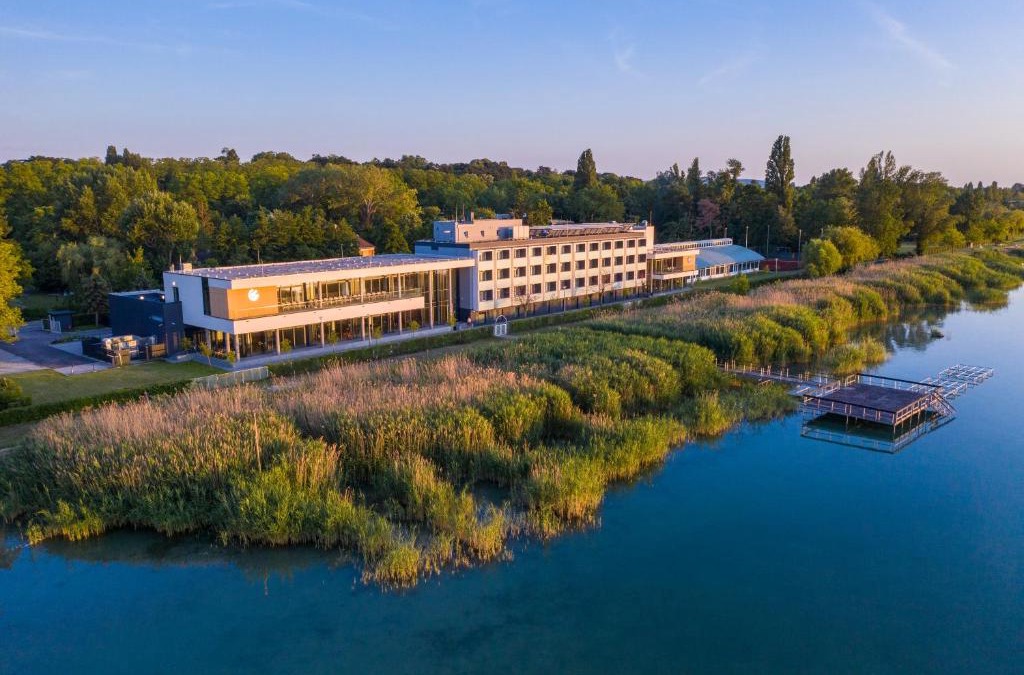 Balatonszemes Hotel | Hotel OTP Balatonszemes