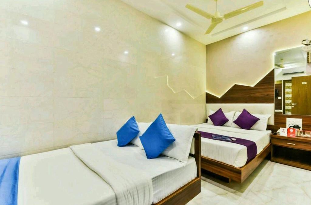 Dharavi Hotel | Hotel Palace Residency near Lokmanya Tilak Terminus