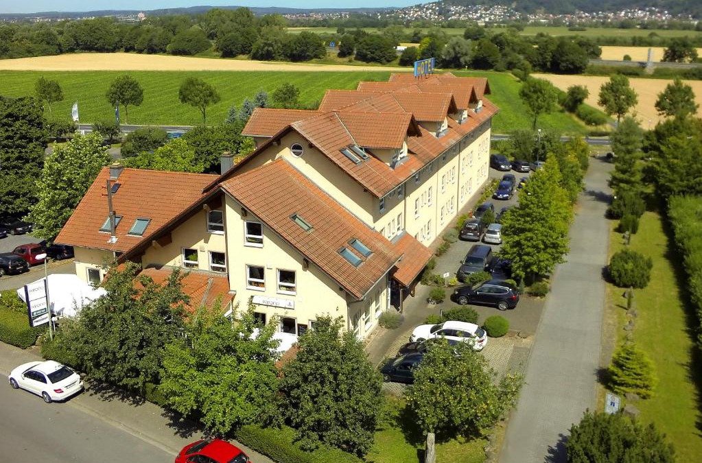 Hailer Hotel | HOTEL PARQÉO im A66