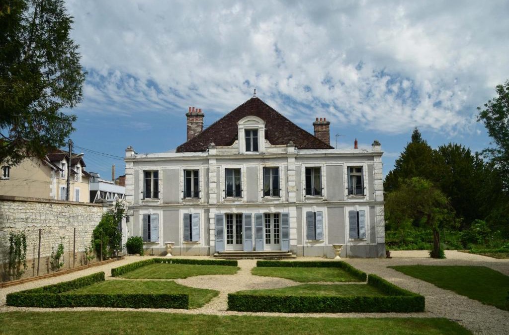 Joigny Bed & Breakfast | Hotel Particulier La Gobine