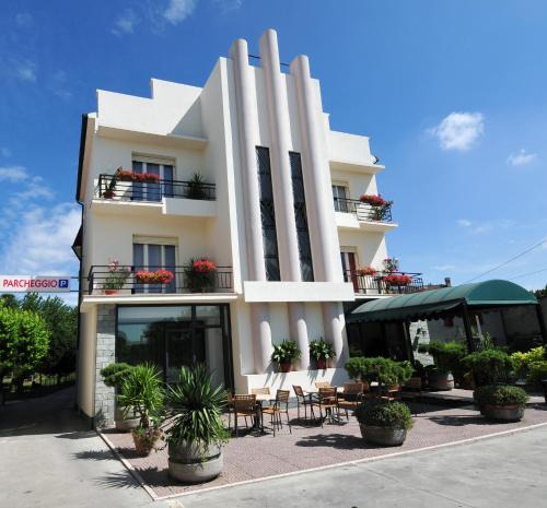 Carbonara di Po Hotel | Hotel Passacor - Business & Bike