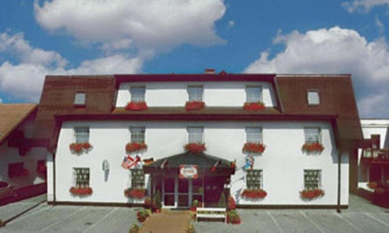 Marianske Lazne Hotel | Hotel Pelikan