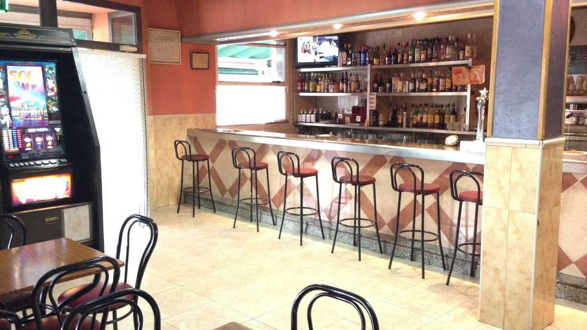 Bullas House | Hotel Pension Flipper