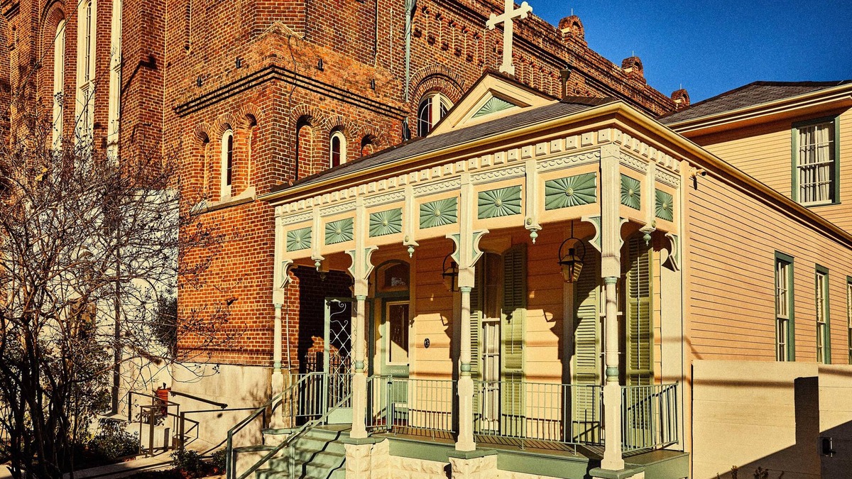 Faubourg Marigny Hotel | Hotel Peter and Paul, an Ash Hotel
