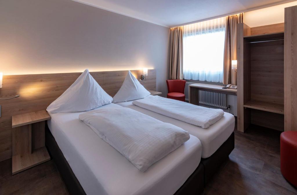 Schoenaich Hotel | Hotel Pfefferburg