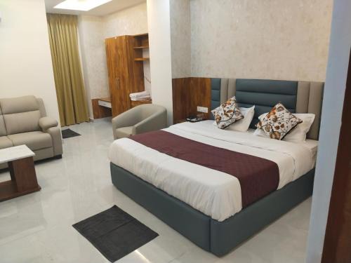 Warangal House | Hotel Phalguna Residency