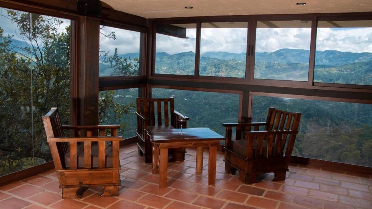 Roble Hotel | Hotel Pico Colorado