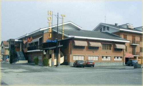 None Hotel | Hotel Quo Vadis