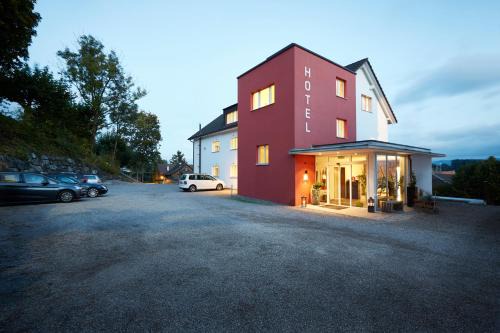 Zuzwil Hotel | Hotel Rössli