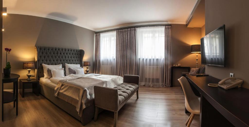 Plzen Hotel | Hotel Rango