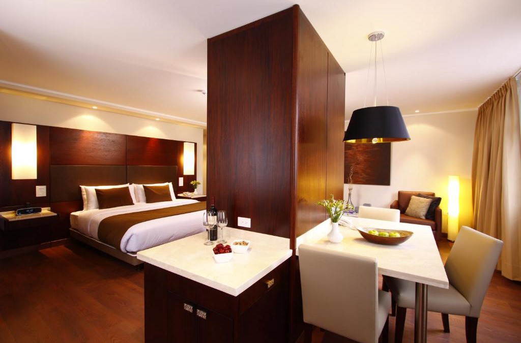 La Mariscal Hotel | Hotel Reina Isabel