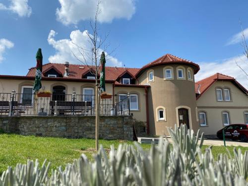 Novy Saldorf-Sedlesovice Hotel | Hotel & Restaurace Pizzerie Jasany