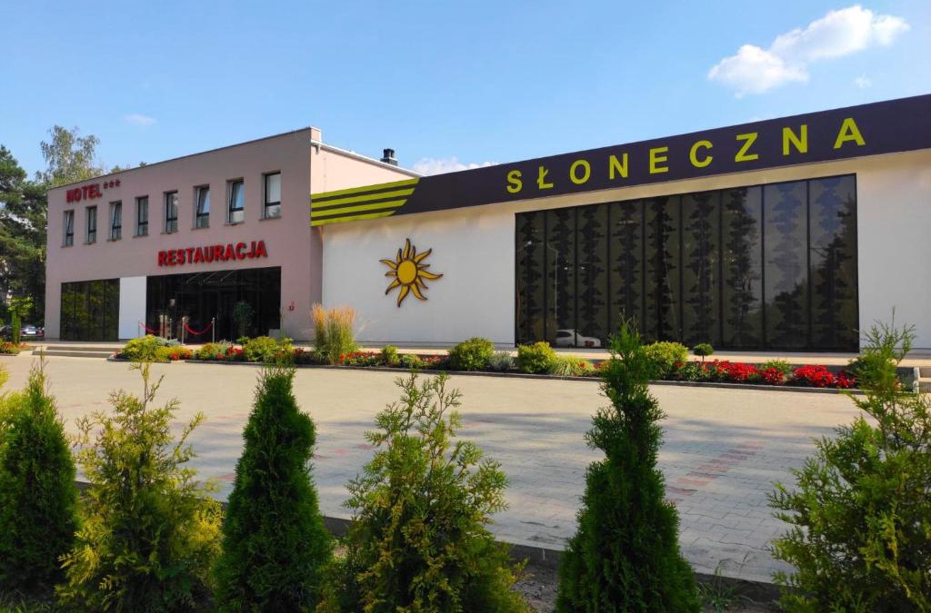 Jarocin Hotel | Hotel - Restauracja "SŁONECZNA"
