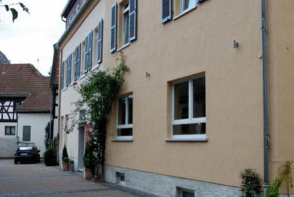 Wallau Hotel | Hotel Restaurant Alter Hof