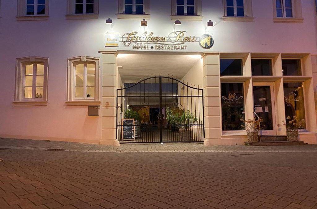 Gollheim Hotel | Hotel Restaurant Goldenes Ross