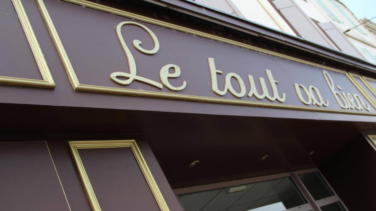 Valence Hotel | Hotel Restaurant Le Tout Va Bien