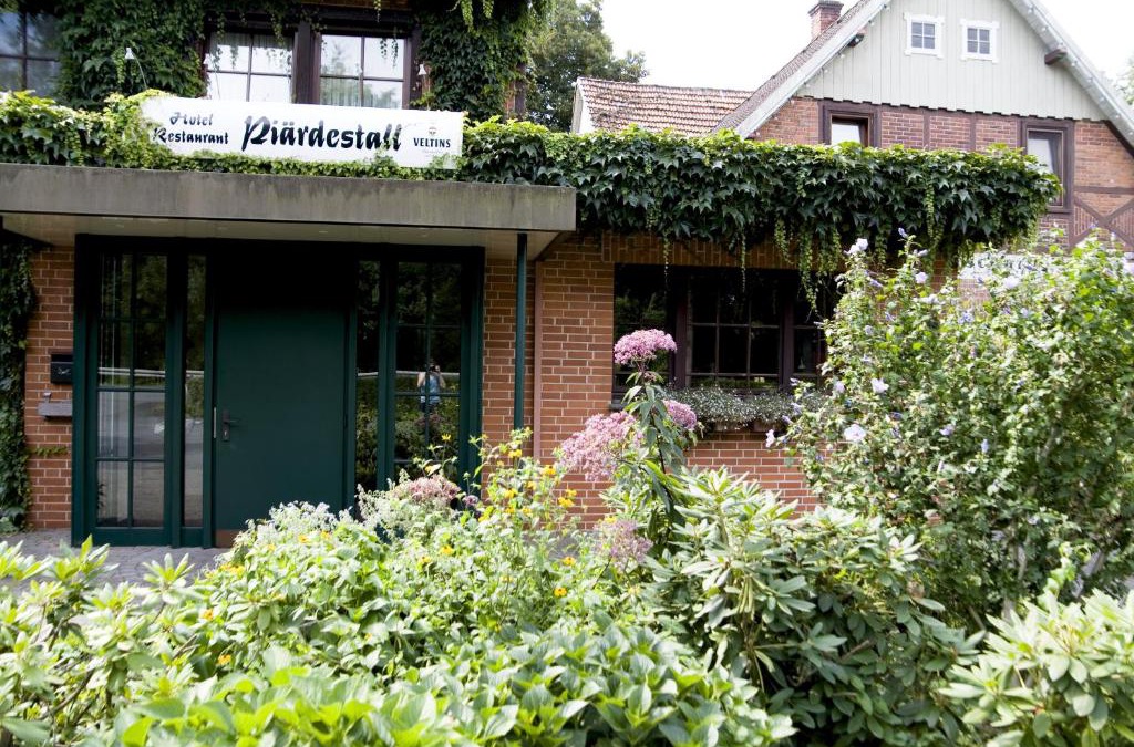 Hoevelriege Hotel | Hotel Restaurant Piärdestall Hövelhof