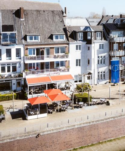 Emmerich Hotel | Hotel Rheinpromenade8