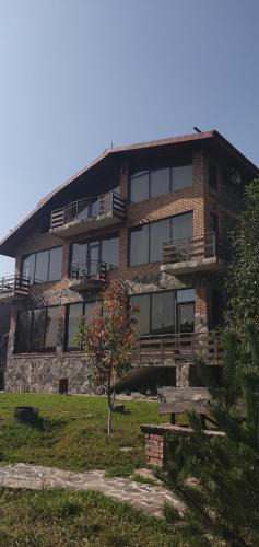 Akhalkalaki Hotel | Hotel Riverside Inn