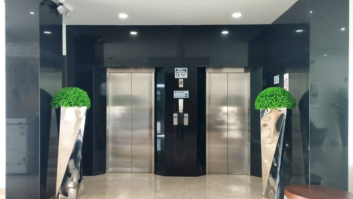 La Esmeralda Hotel | Hotel Royal Elim Internacional