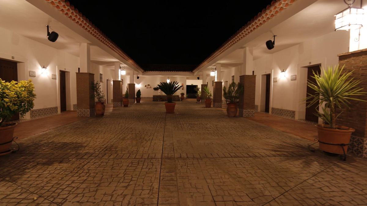 Jerez de los Caballeros Hotel | Hotel Rural Arroyo La Plata by Bossh Hotels