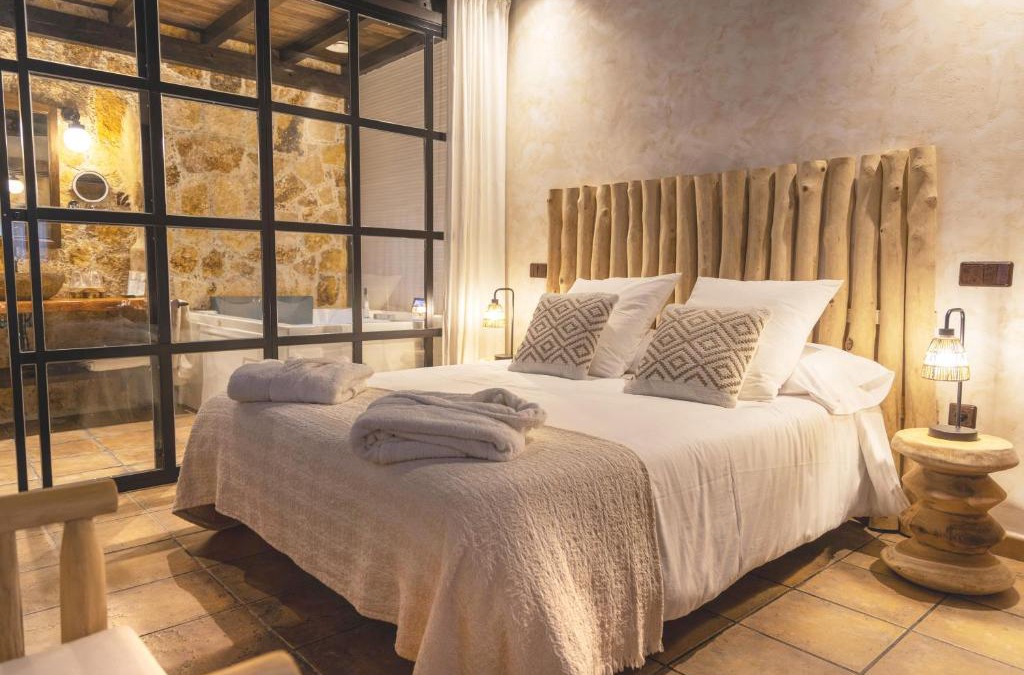 El Berrueco Hotel | Hotel Rural La Casona de la Dehesa
