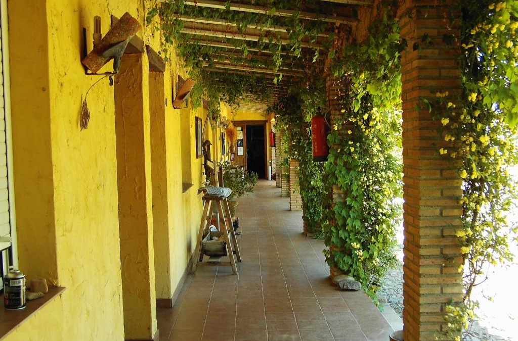 Aldeaquemada Hotel | Hotel Rural La Cimbarra