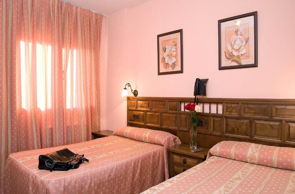Humanes Hotel | Hotel Rural "Victoria"