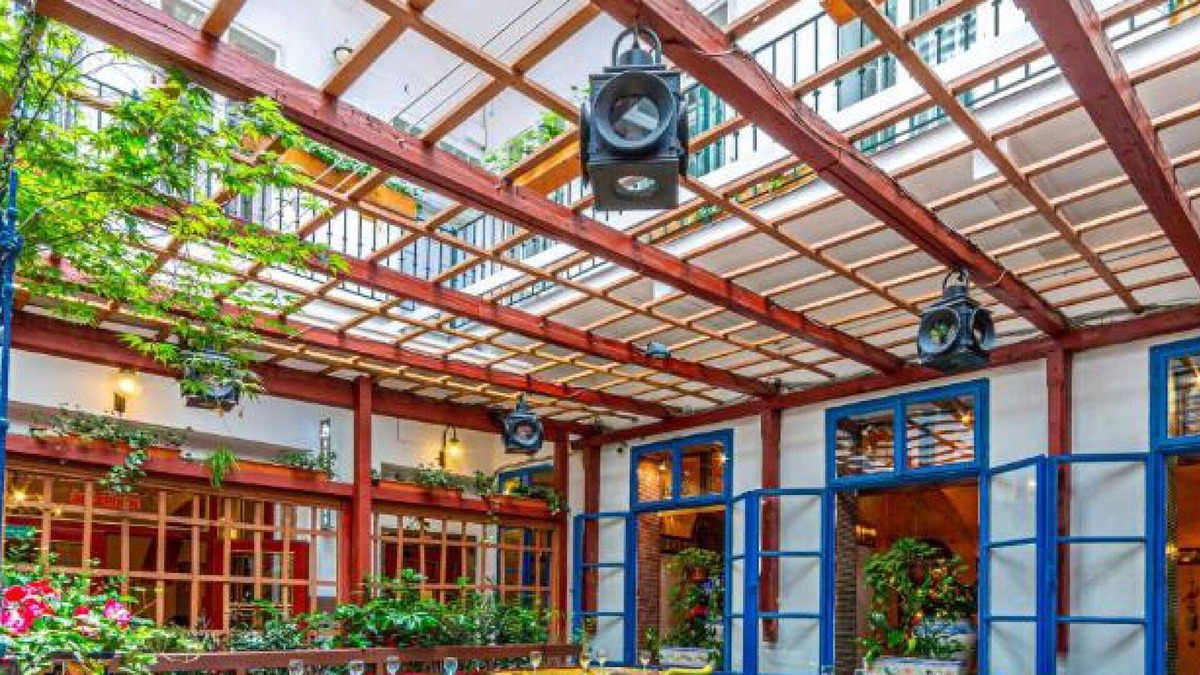 Petrska ctvrt Hotel | Hotel Salvator