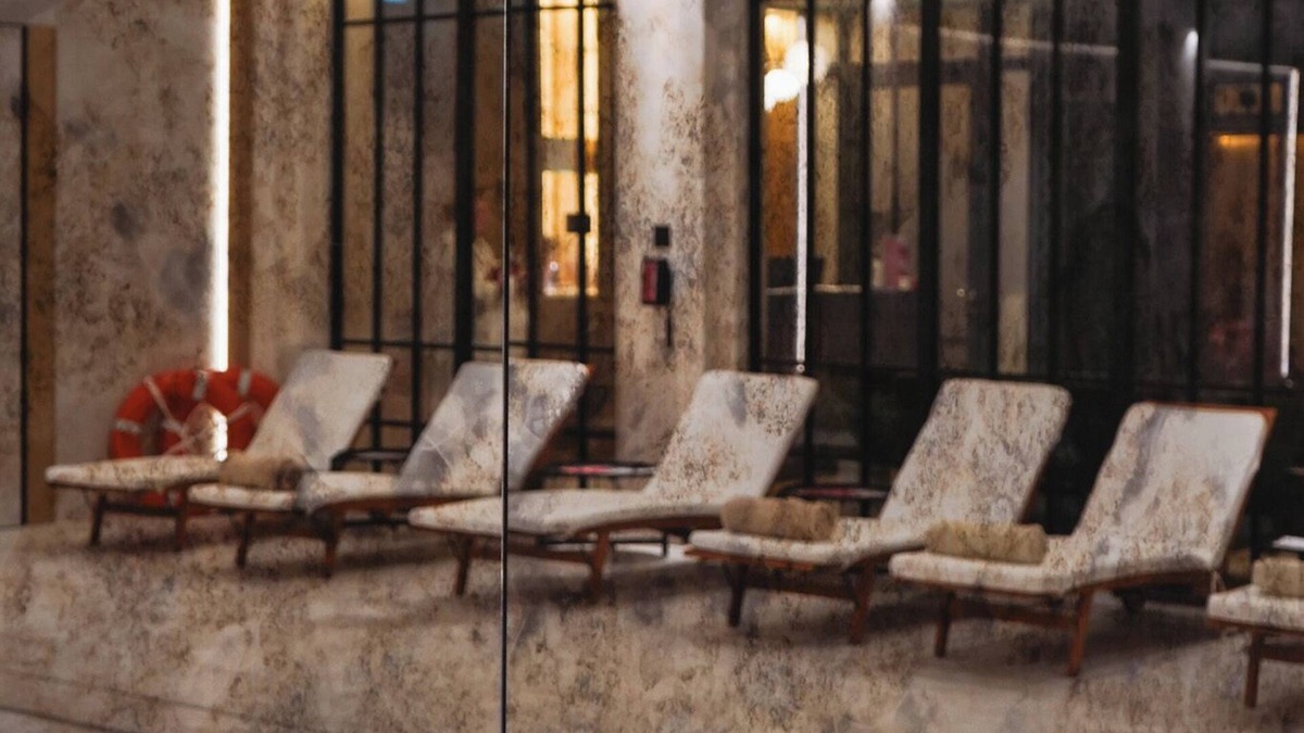Old Town Hotel | Hotel Saski Krakow, Curio Collection by Hilton