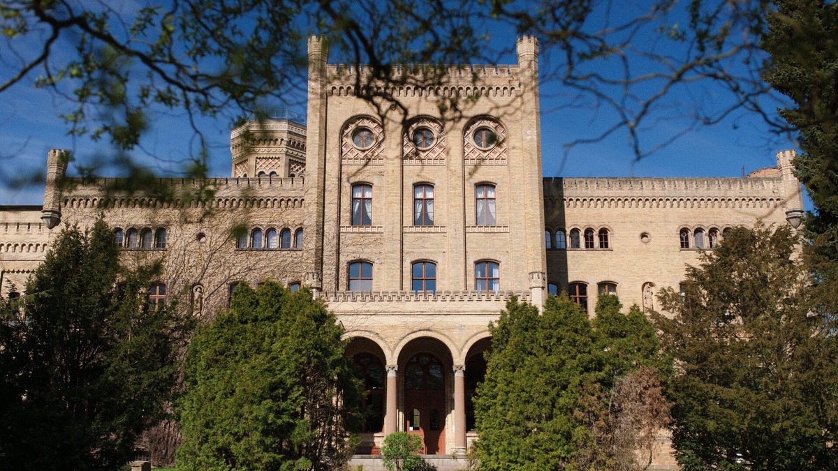 Neetzow Hotel | Hotel Schloss Neetzow