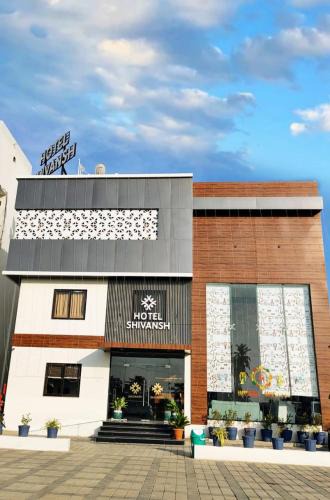 Somnath Hotel | Hotel Shivansh