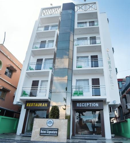 New Digha Hotel | Hotel Signature Inn Digha হোটেল সিগনেচার ইন দিঘা Near Sea Beach and Lake View Room - All-Room-Attached-Balcony-and-fully-air-conditioned-hotel with- lift-wifi-Restaurant-parking-facility- Best Hotel in Digha