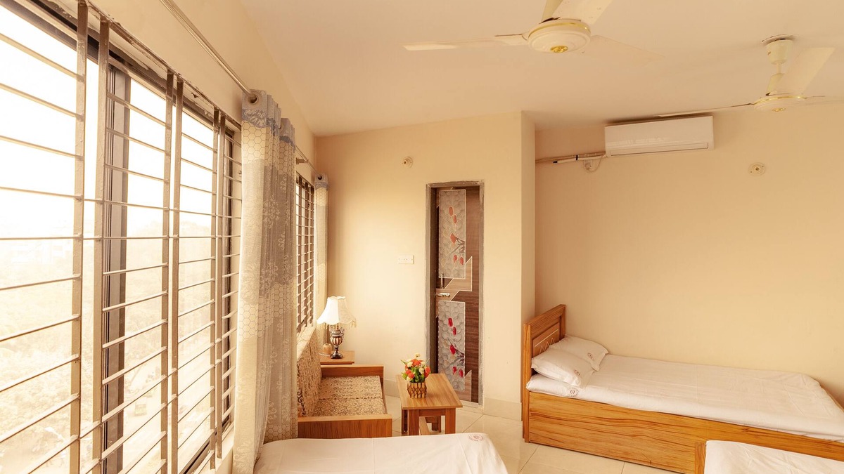 Mirpur House | Hotel Sikder Residential - Family Suite Room - AC
