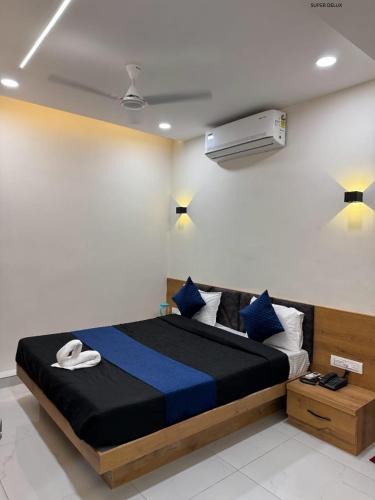 Dholka Hotel | Hotel Skyline