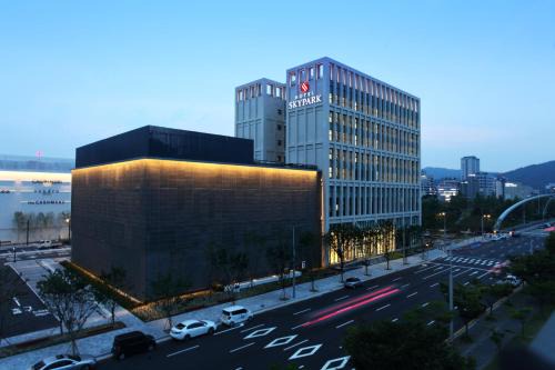 Gwanpyeong-dong Hotel | Hotel Skypark DaejeonⅠ