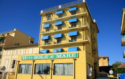 Lido di Camaiore Hotel | Hotel Sole E Mare