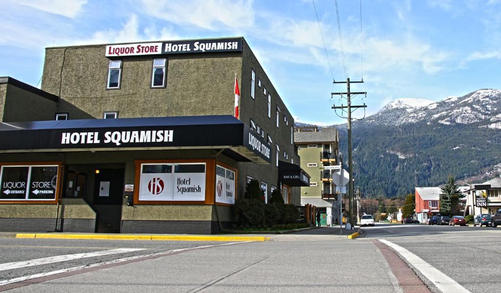 Downtown Squamish Hotel | Hotel Squamish
