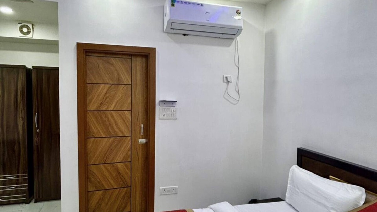 Malviya Nagar Hotel | Hotel Star Marigold
