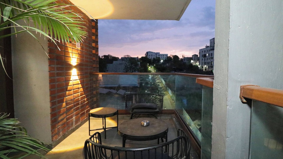 Undri Hotel | Hotel Tattva Suites Pune