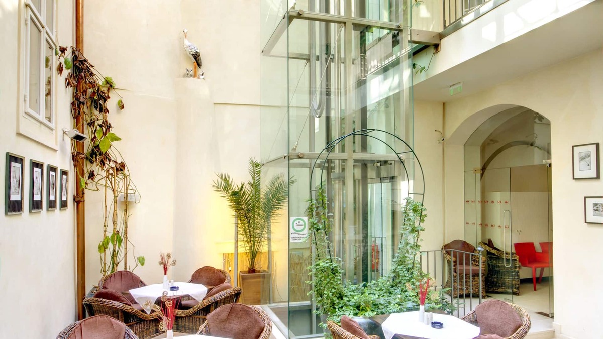 Hradcany Hotel | Hotel Three Storks