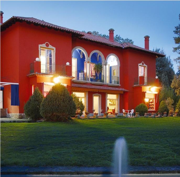 Sant Julia de Vilatorta Hotel | Hotel Torre Marti